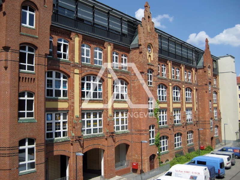 Moderne Bürofläche im 2. OG in Berlin-Prenzlauer Berg