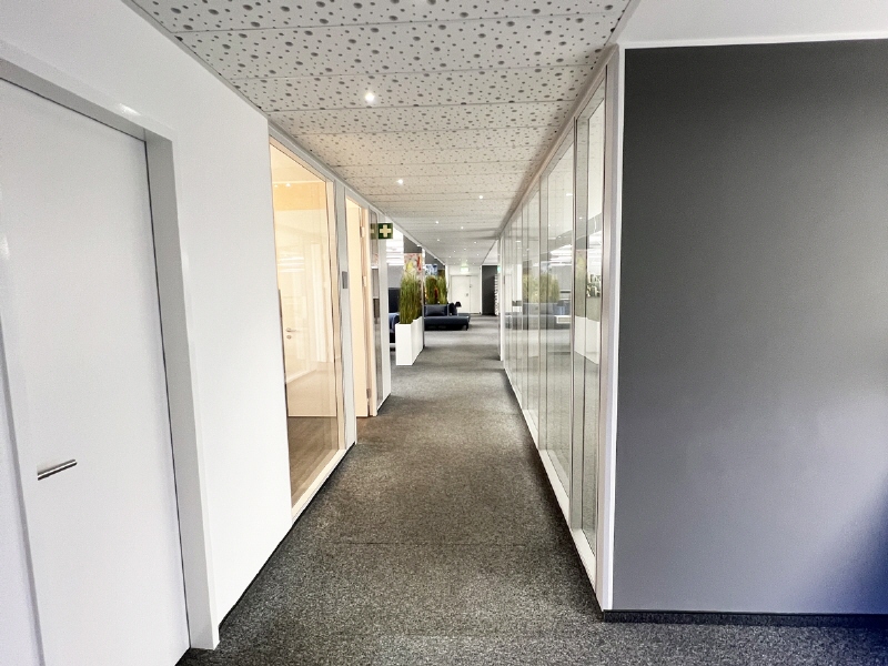 Büroflur Beispiel