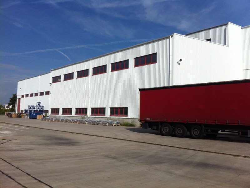 Halle 2 außen