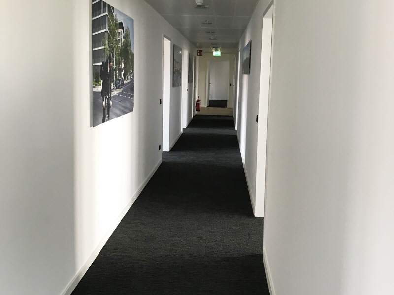 Beispiel Büroflur
