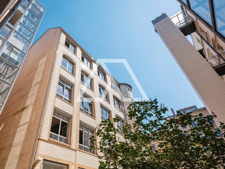 Bezugsfreies Loft-Gebäude