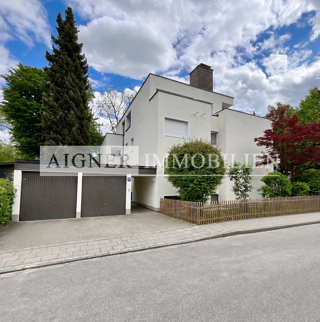 AIGNER – Solln – Aufteilungsfähiges, sehr gepflegtes Mehrfamilienhaus mit 7 Einheiten