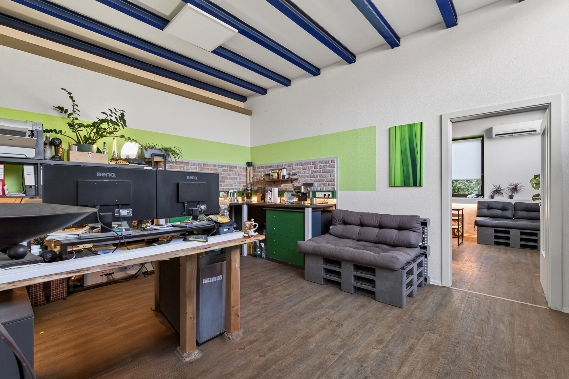Büro 1