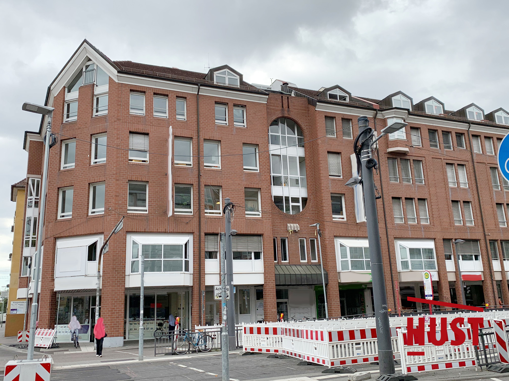 INTERESSANTES INVESTMENT! Wohn-/ Geschäftshaus in TOP-Lage der Karlsruher Südweststadt!