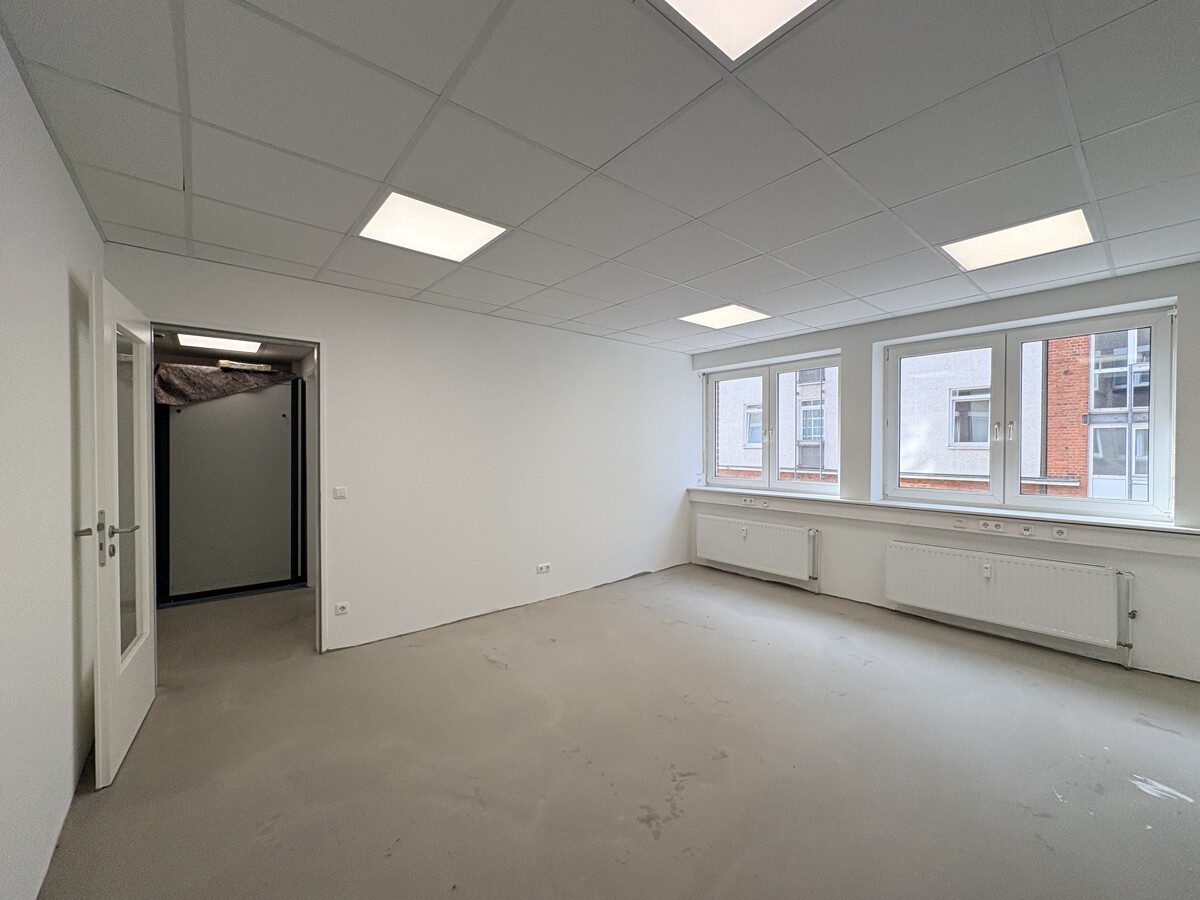 Büro- und Praxisflächen mitten im Portugiesenviertel
Courtagefreie Anmietung ist möglich! - BILD