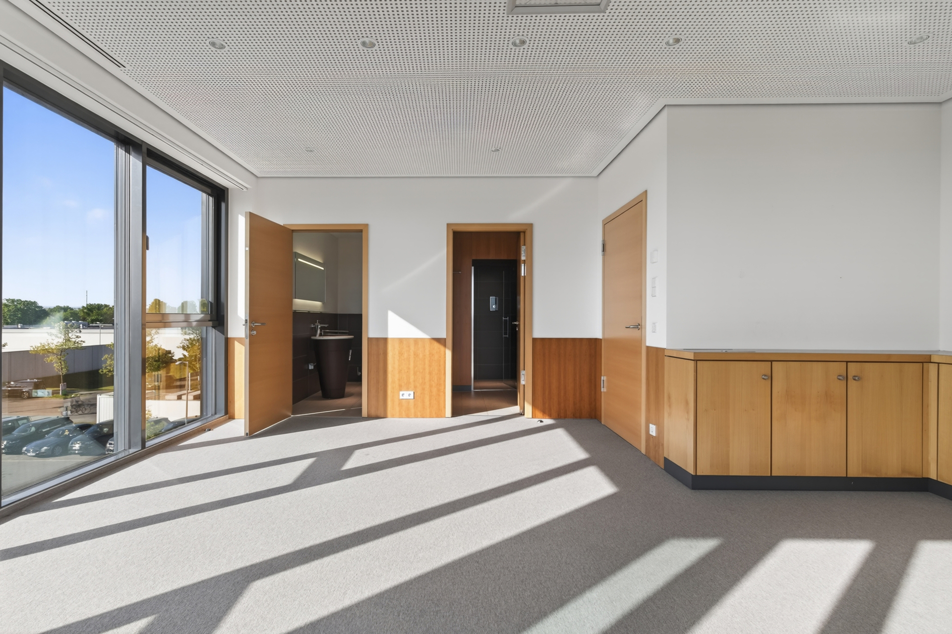 Nicht nur ein Büro – Ein Statement: Neuwertig, voll ausgestattet & flexibel - Büro