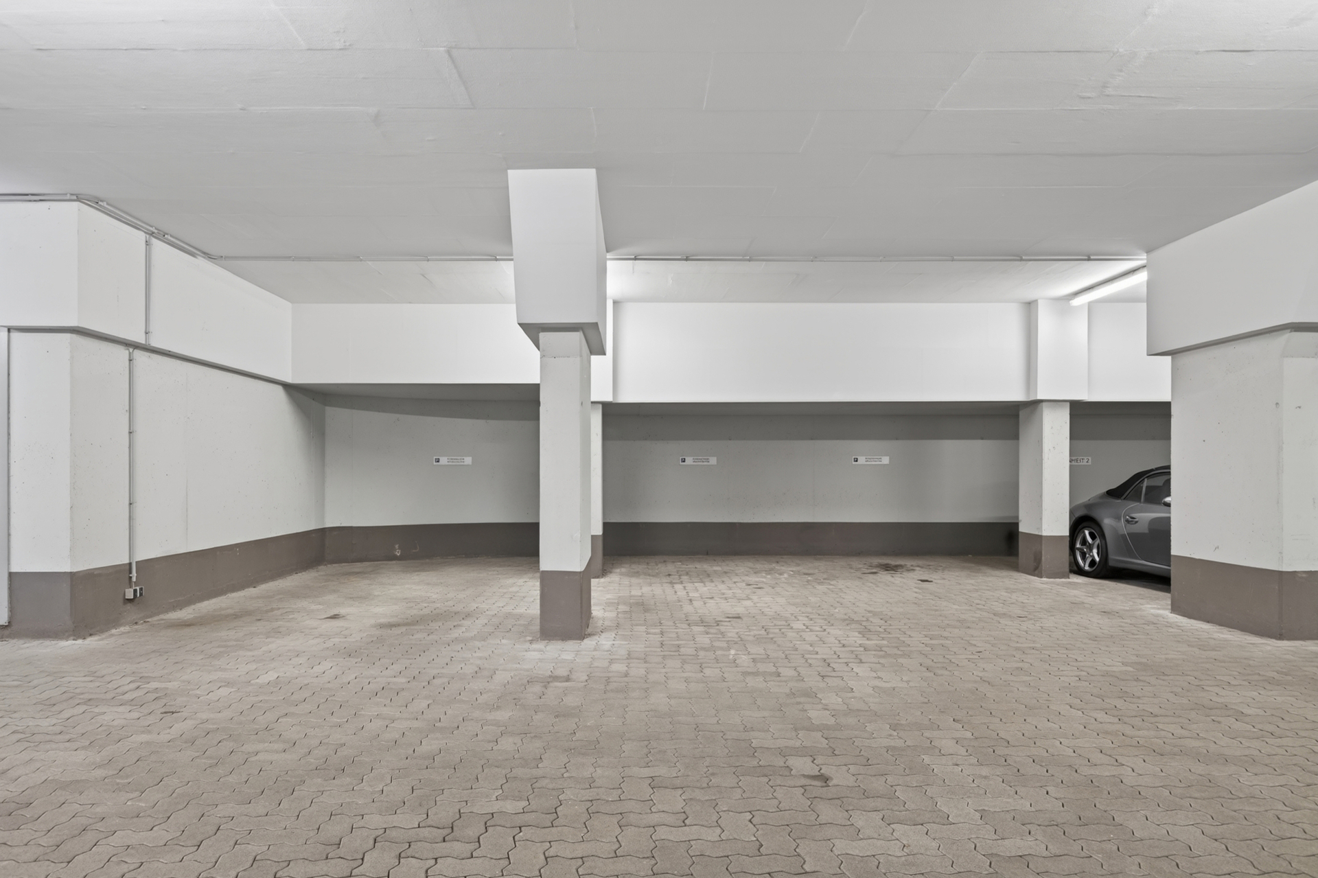 Nicht nur ein Büro – Ein Statement: Neuwertig, voll ausgestattet & flexibel - Tiefgarage